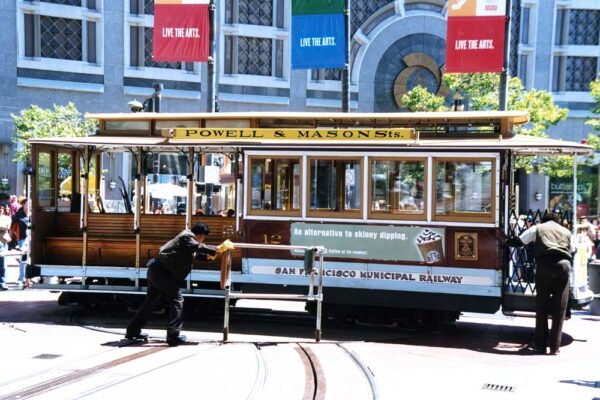 12-Cable-Car-by-Ulrich-Huber-Fotografie